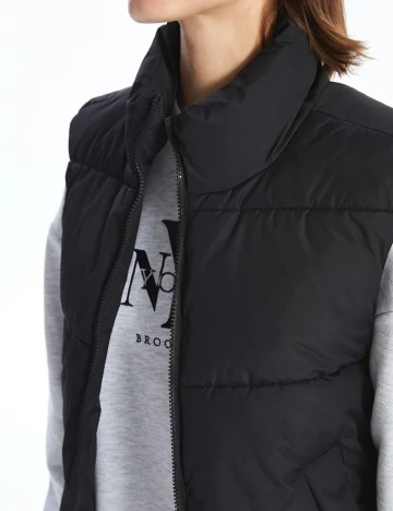 Vesta LC Waikiki, negru