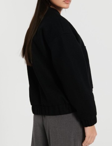 Jacheta Sinsay, negru