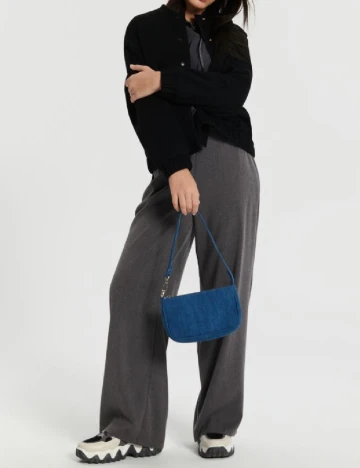 Jacheta Sinsay, negru