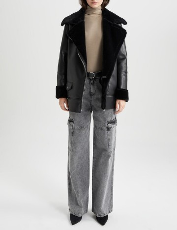 
						Jacheta DeFacto, negru