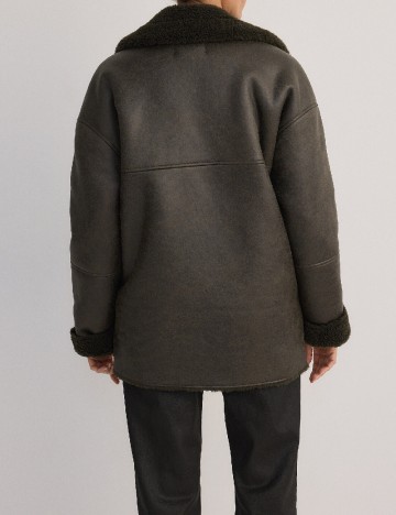 Palton Reserved, verde