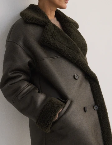 Palton Reserved, verde