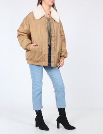 Geaca Oversize Vero Moda, maro