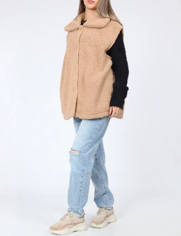 Vesta Noisy May, maro