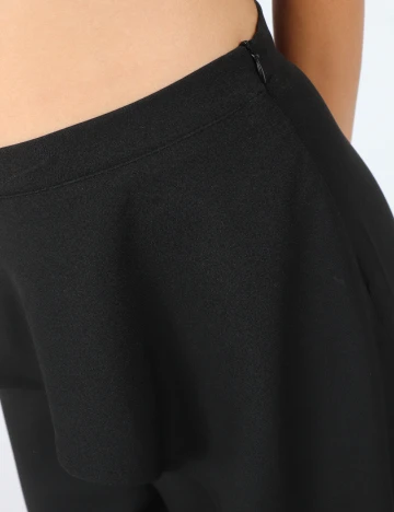 Pantaloni SHEIN, negru