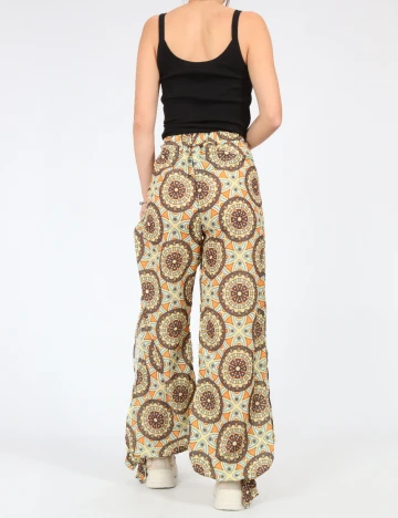 Pantaloni SHEIN, mix culori