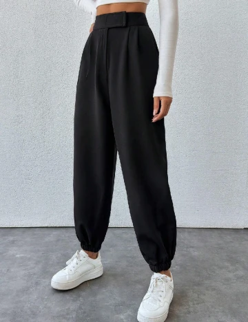 Pantaloni SHEIN, negru