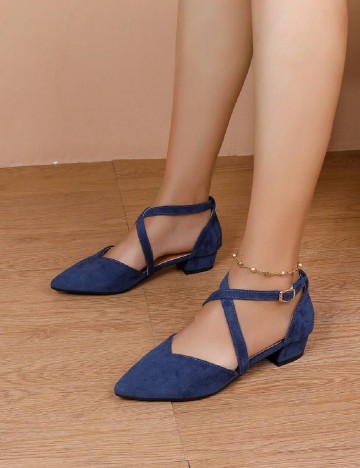 
						Balerini SHEIN, bleumarin