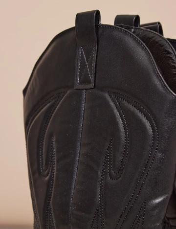 Cizme PrettyLittleThing, negru