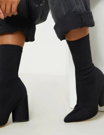 Botine PrettyLittleThing, negru