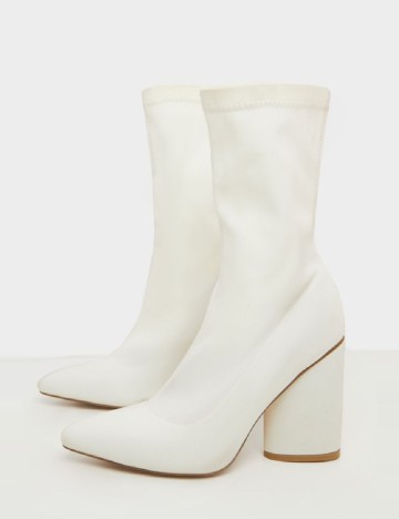 Botine PrettyLittleThing, alb