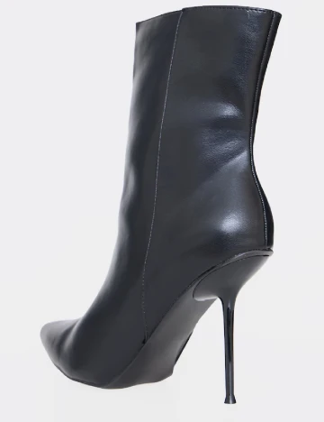 Botine PrettyLittleThing, negru