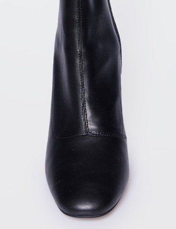 Botine PrettyLittleThing, negru