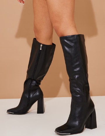 
						Cizme PrettyLittleThing, negru