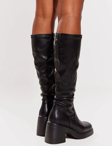 Cizme PrettyLittleThing, negru