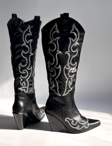 Cizme PrettyLittleThing, negru