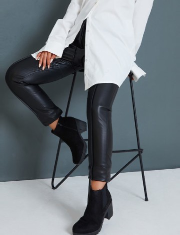 Botine PrettyLittleThing, negru