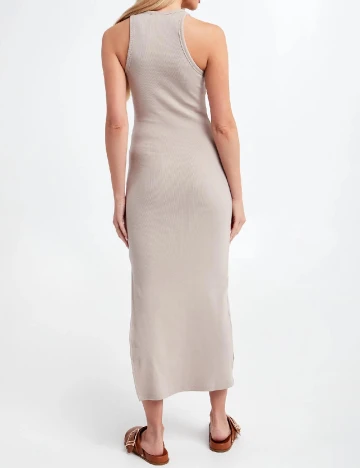 Rochie medie Gestuz, bej