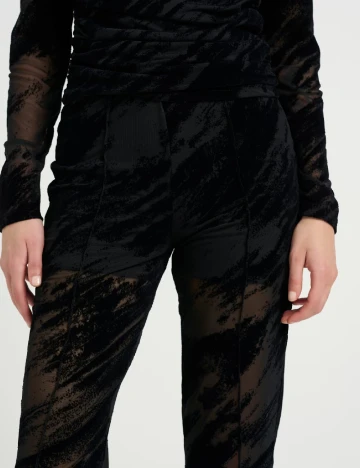 Pantaloni Gestuz, negru