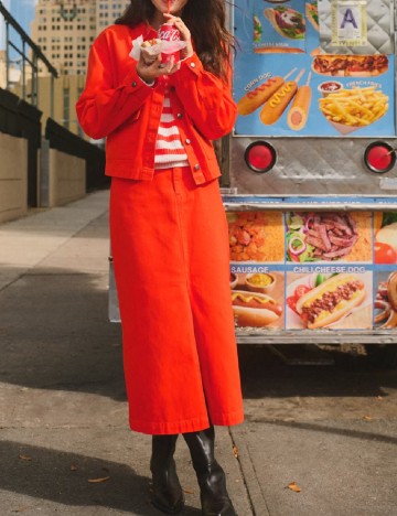 Jacheta Saint Tropez, rosu