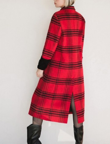 Palton Labelrail x Julia Cumming, rosu