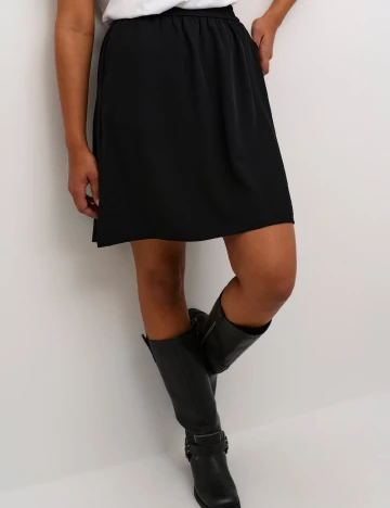 Fusta Kaffe, negru