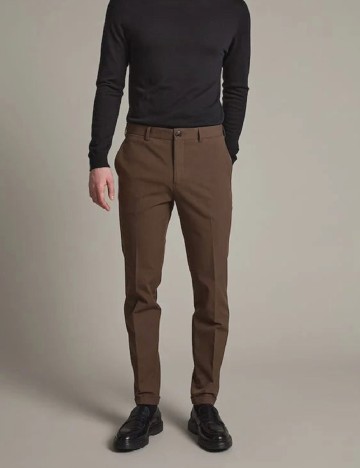 
						Pantaloni Matinique, maro