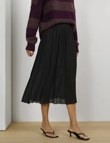 Fusta Culture, negru