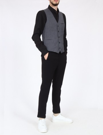 
						Vesta Matinique, gri