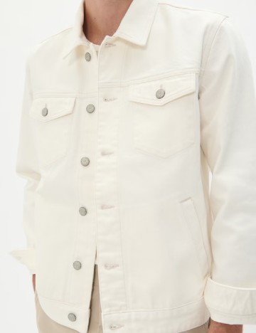 Jacheta Matinique, alb