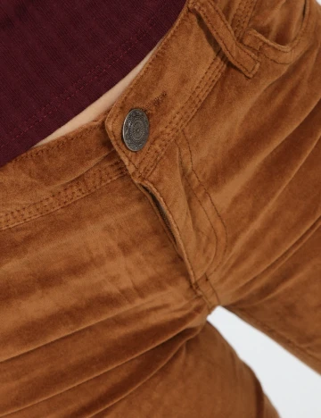 Pantaloni Zara, maro