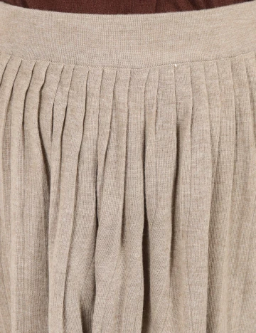 Fusta Zara, bej