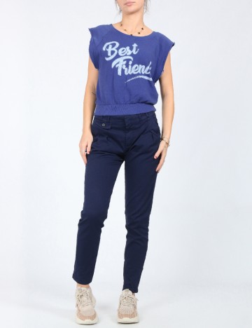 Vesta Bershka, albastru