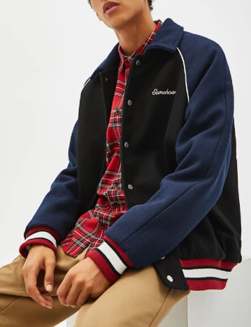 Jacheta Bershka, negru/bleumarin