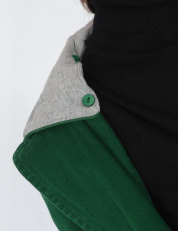 Jacheta Bershka, verde