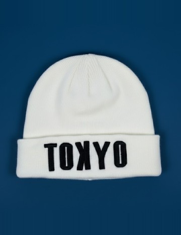 
						Caciula Bershka, ecru