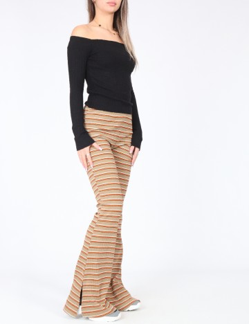 Pantaloni Bershka, maro