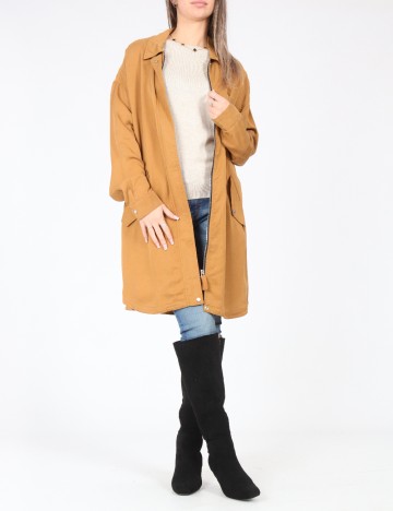 Jacheta Bershka, maro