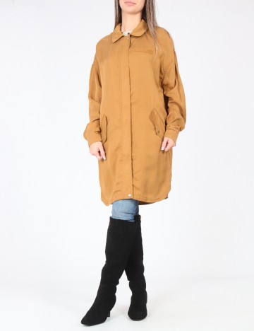 Jacheta Bershka, maro