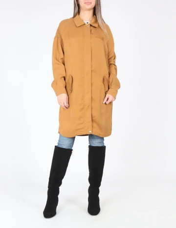 Jacheta Bershka, maro