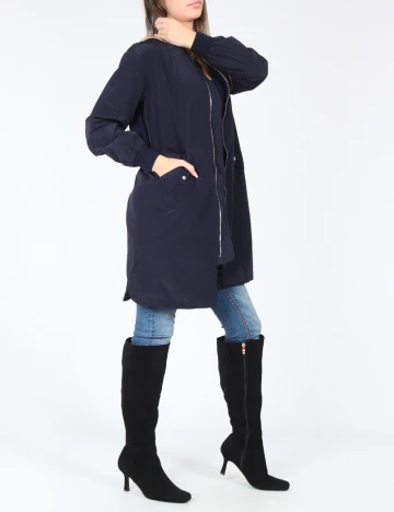 Jacheta Bershka, bleumarin