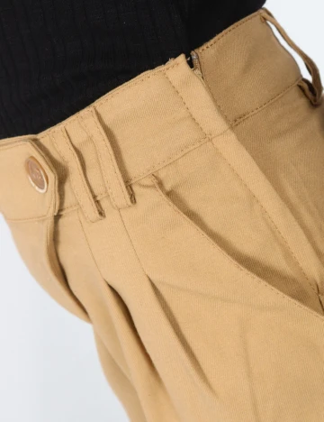 Pantaloni Bershka, maro