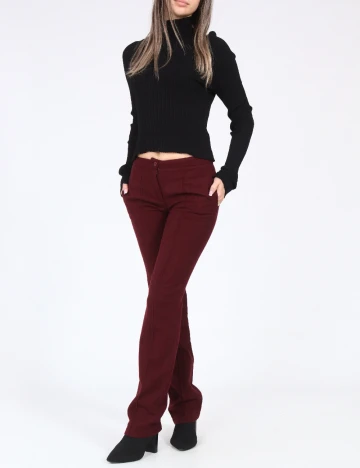 Pantaloni Bershka, visiniu