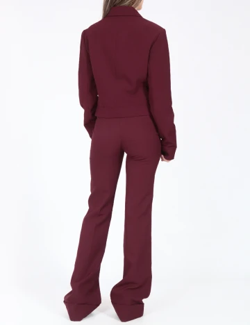 Pantaloni Bershka, visiniu