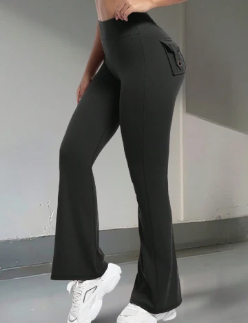 Pantaloni SHEIN, negru