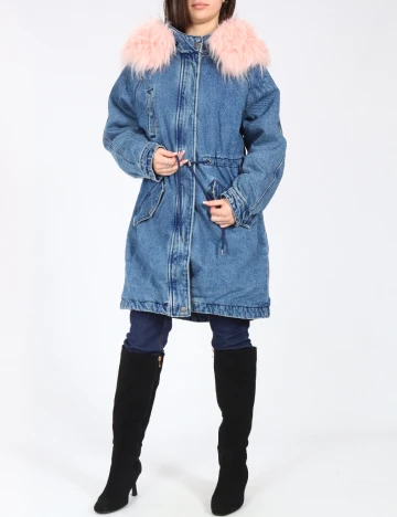 Geaca Bershka, albastru