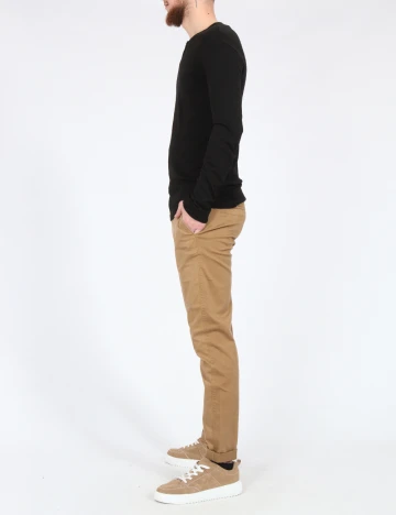 Pantaloni Bershka, maro