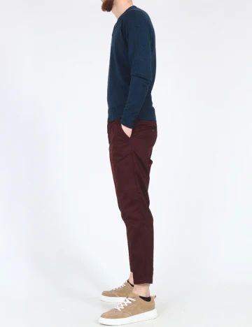 Pantaloni Pull&Bear, visiniu