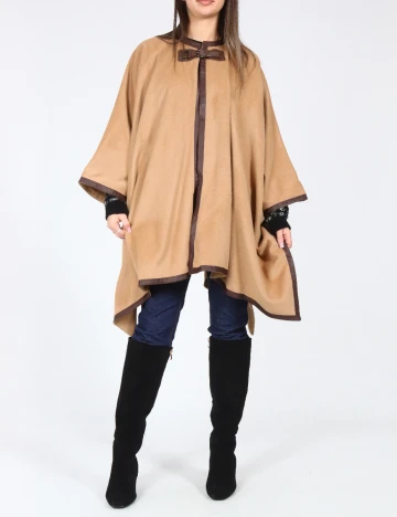 Poncho Zara, maro