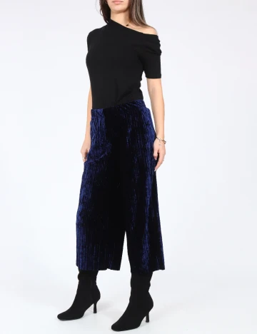 Pantaloni trei sferturi Bershka, bleumarin